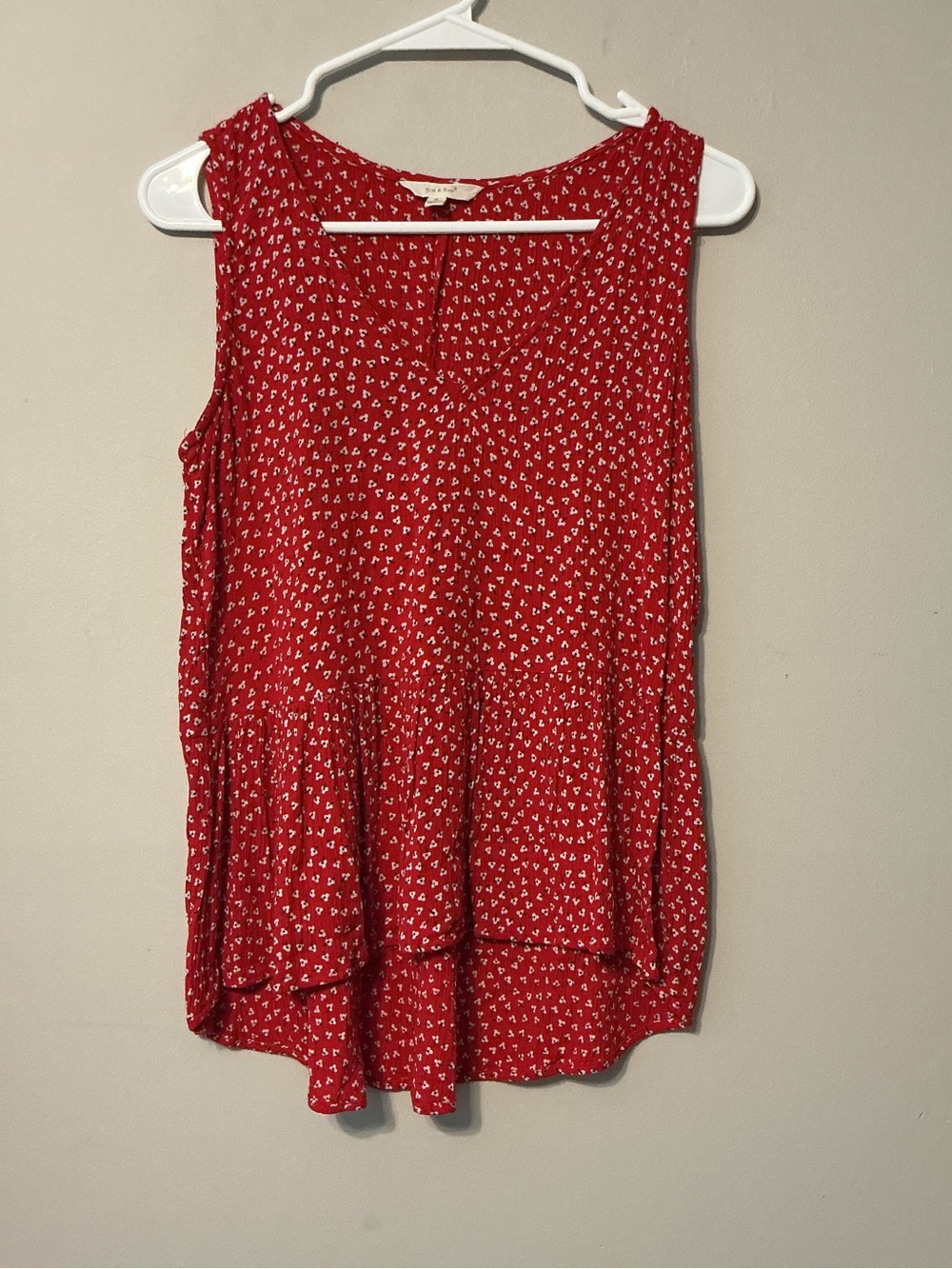 Sim & Sam Red Patterned Sleeveless Top